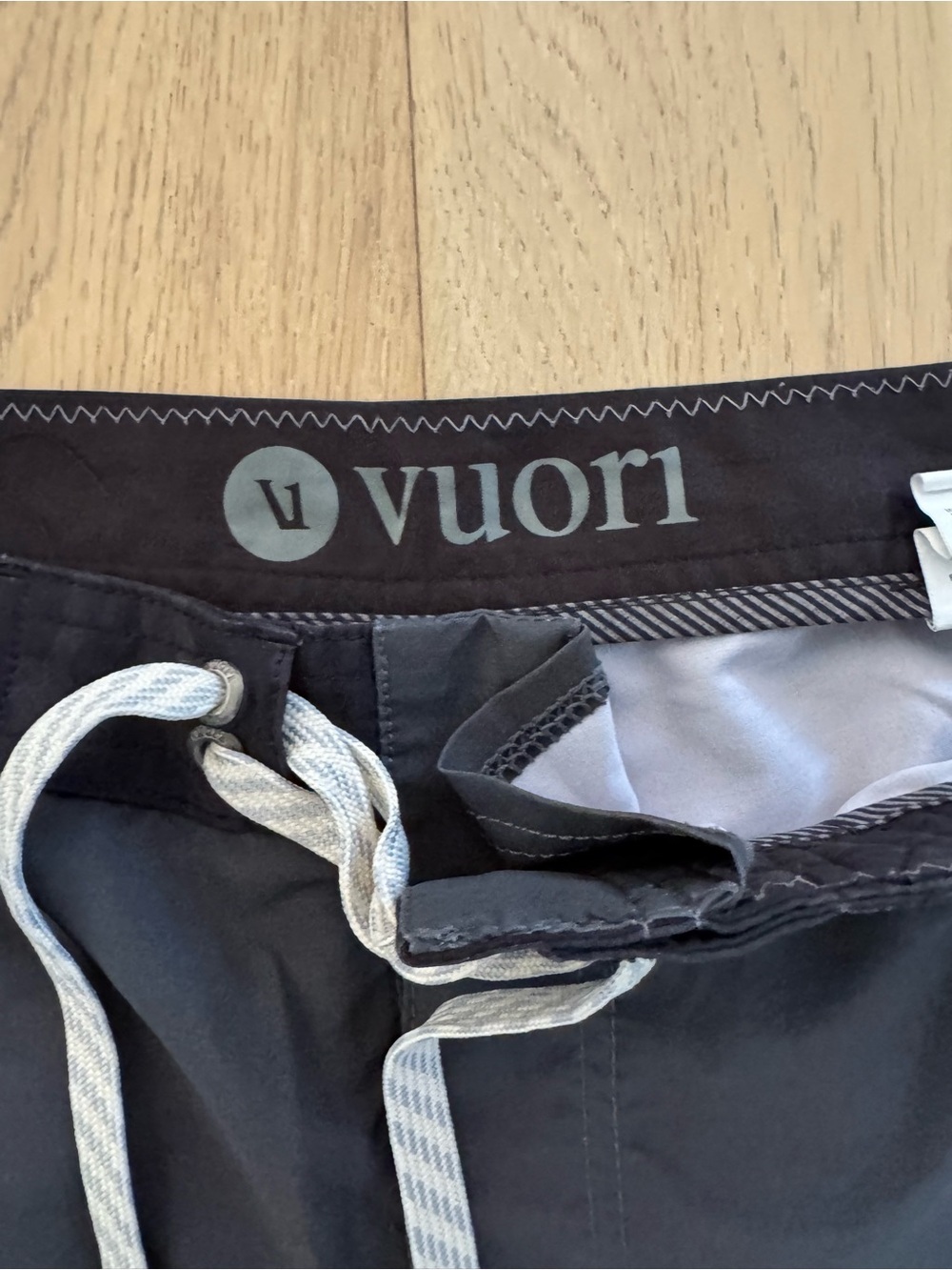 Vuori Cruise V314 Board Shorts Performance 4 Way Stretch Red and Gray Striped - Picture 4 of 5